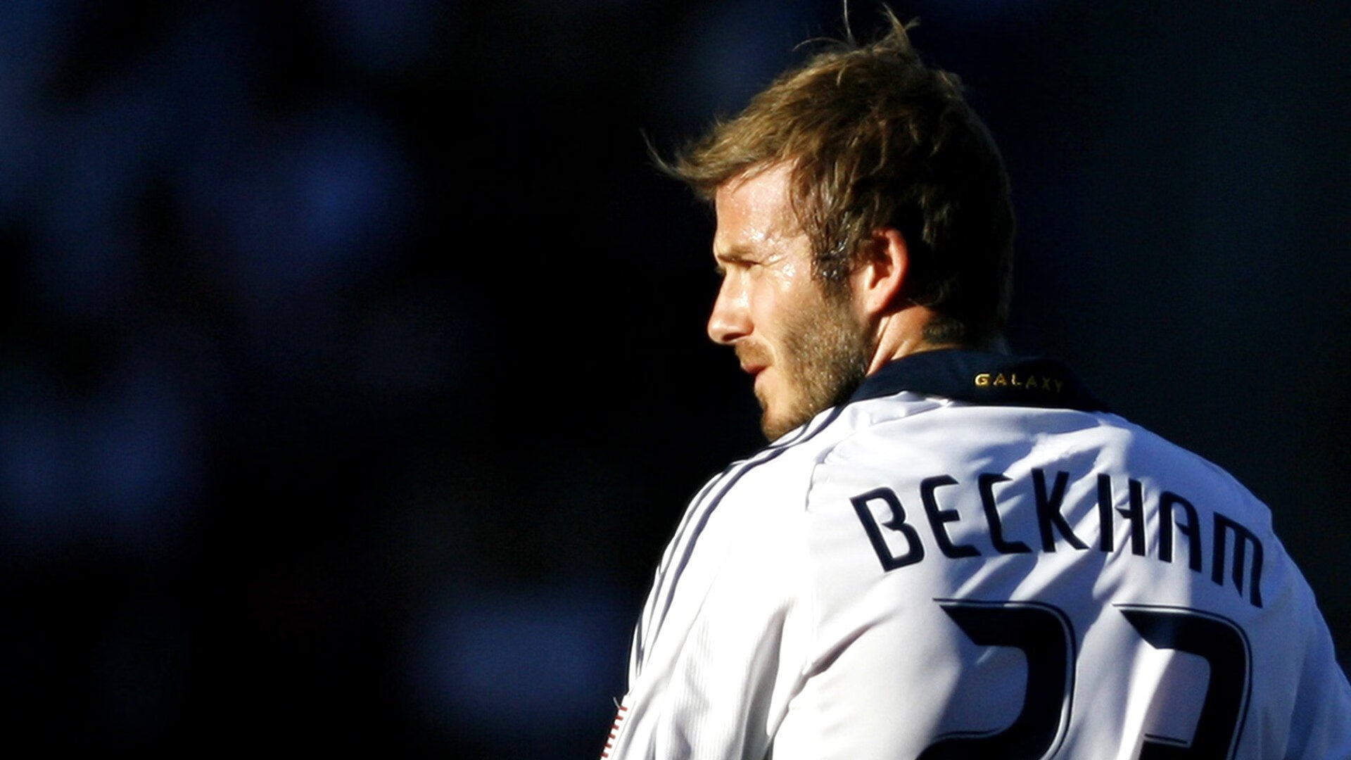 48隊世界盃-跨界幻夜，C罗凌空绝杀VS梅西‘80分钟’控场，篮网下的巅峰对决胜负难料！